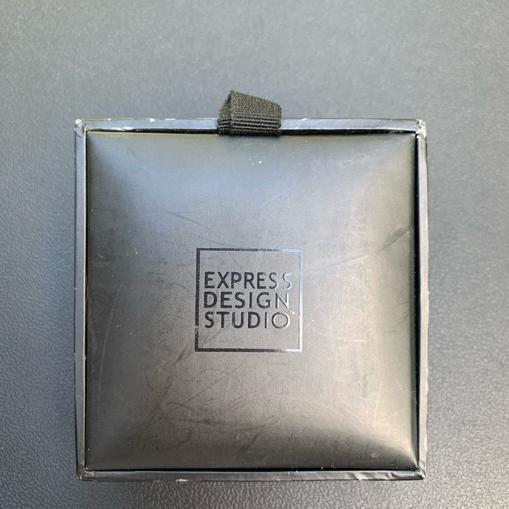 Cuff links - Picture 2 of 3